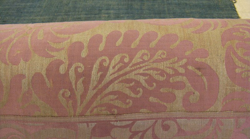 Detail of an unfaded section of the replacement damask.